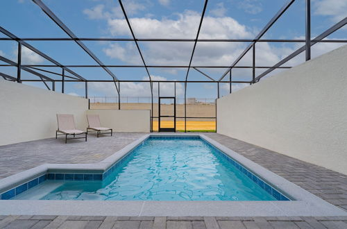 Foto 7 - NEW Stunning Home W/private Pool! Near Disney
