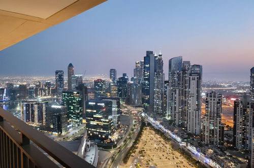 Photo 24 - SuperHost - Chic Apartment With Balcony Close to Burj Khalifa