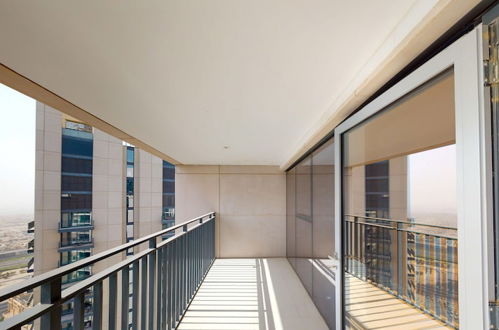 Foto 23 - SuperHost - Chic Apartment With Balcony Close to Burj Khalifa