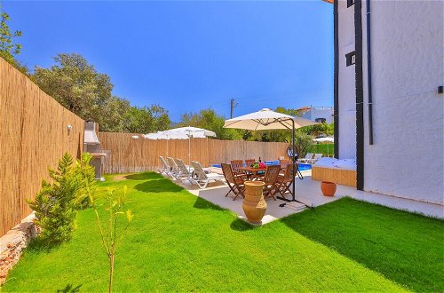 Foto 17 - Lovely Villa With Private Pool and Terrace in Kas