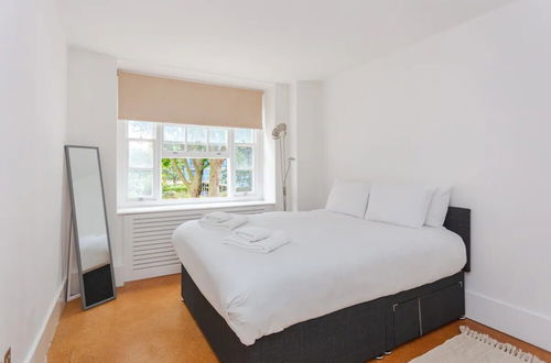 Photo 6 - Peaceful 2 Bedroom Apartment in Central London