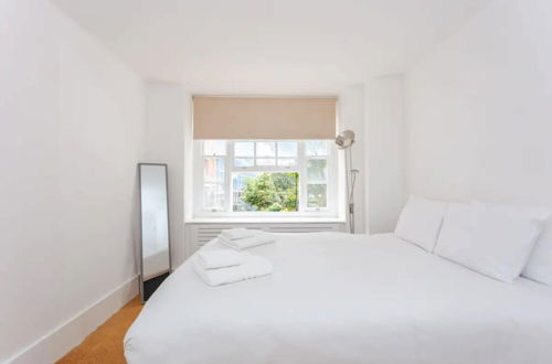 Photo 5 - Peaceful 2 Bedroom Apartment in Central London