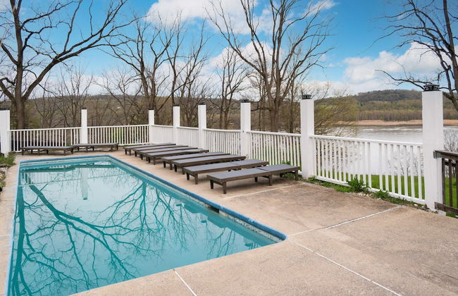Shakespeare on the Hudson by Avantstay Two Home Buyout on the Hudson River! 22 Bedrooms! - Foto 16