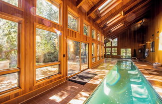 Photo 1 - Sunriver by Avantstay Cozy Mountain Home w/ Indoor Pool and Hot Tub