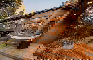 Foto 3 - Sunriver by Avantstay Cozy Mountain Home w/ Indoor Pool and Hot Tub