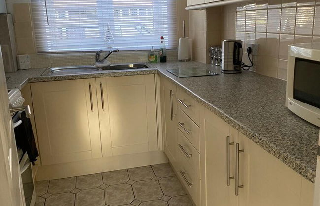 Riverside Park Ground Floor Apartment - St Neots - Foto 9