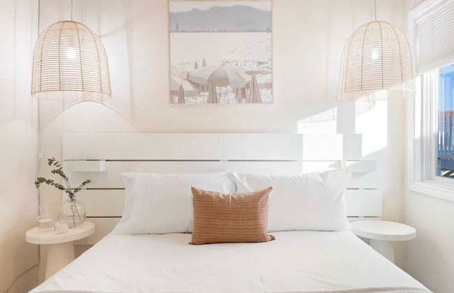 Mission Point 2 by Avantstay Mission Beach Home w/ Large Balcony Steps to Beach! - Foto 12