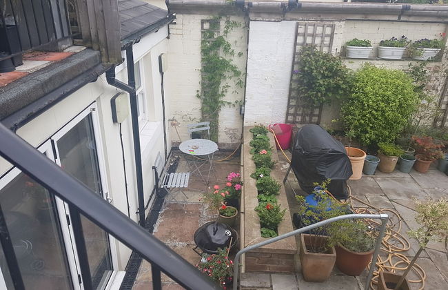 Lovely Large Garden Flat - Foto 12
