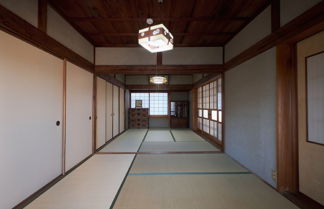 Photo 2 - Japanese old house by the seaside