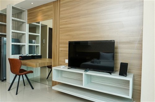 Photo 9 - Cozy Studio Apartment at Nine Residence connected to Mall