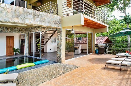 Foto 20 - Exclusive 5BR Tanager Ocean View Villa w Private Pool Jungle Views