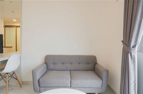 Photo 8 - Fully Furnished With Comfortable Design 2Br Sky House Apartment Bsd