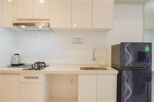 Foto 6 - Fully Furnished With Comfortable Design 2Br Sky House Apartment Bsd