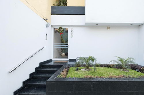 Photo 14 - Stylish Miraflores Apartments Free Parking