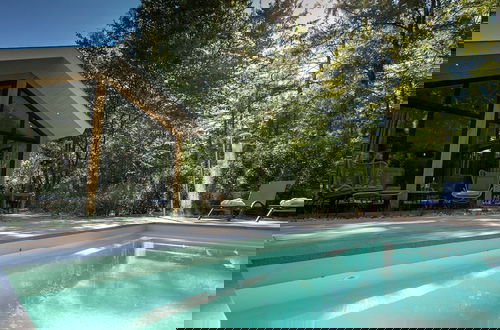 Foto 1 - Luxury Lodge With Private Swimming Pool