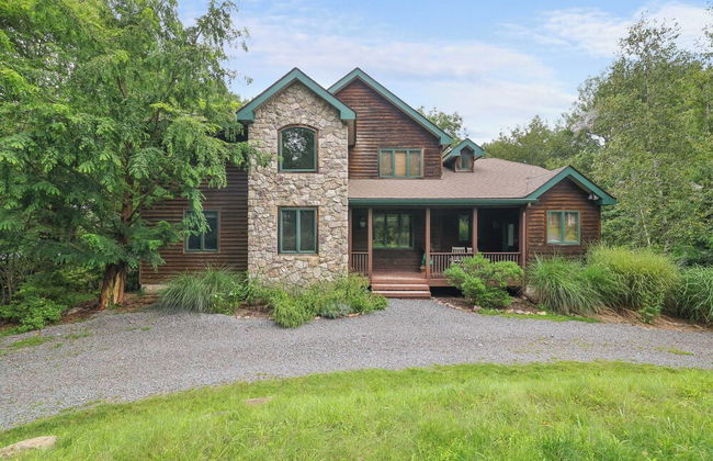 Elk Hollow by Avantstay Lakefront Chalet w/ Game Room & Fire Pit - Foto 58