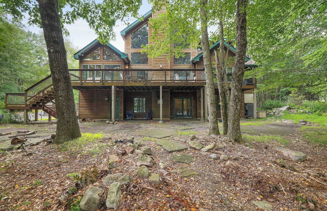 Elk Hollow by Avantstay Lakefront Chalet w/ Game Room & Fire Pit - Foto 59