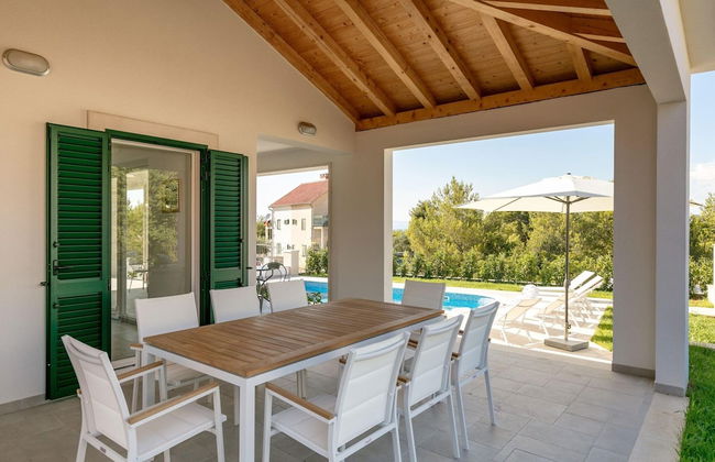 Charming Villa With Pool ,140m From the sea - Foto 22