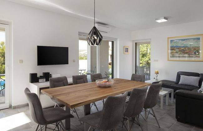 Charming Villa With Pool ,140m From the sea - Foto 10
