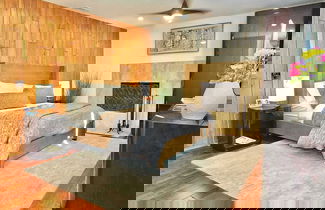 Photo 2 - Beachside Sanctuary Lovely 3 BDR Steps to Ocean!