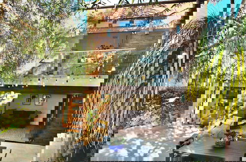 Foto 49 - Beachside Sanctuary Lovely 3 BDR Steps to Ocean!
