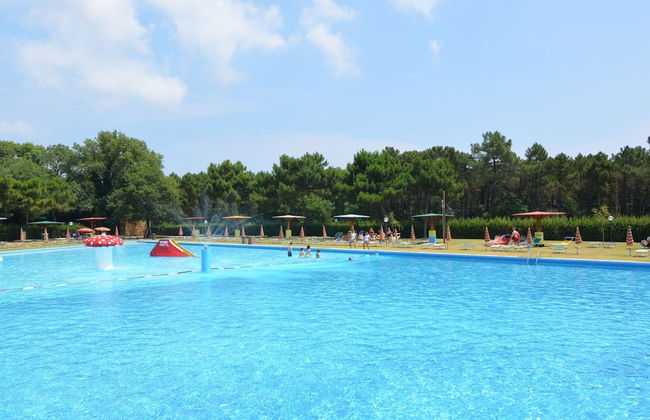 Bungalow in Italy Near Beach & Water Park - Foto 1