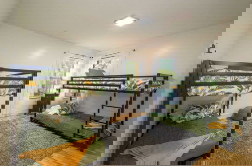 Foto 19 - Modern Escape by Avanstay Views, 10min to Town