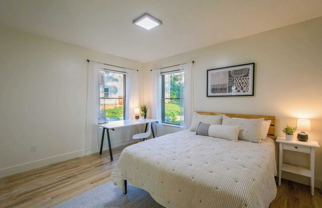 Modern Escape by Avanstay w/ Hot Tub, Fire Pit, Mountain Views, 10min to Town - Foto 12