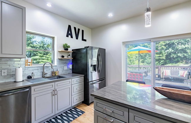 Modern Escape by Avanstay w/ Hot Tub, Fire Pit, Mountain Views, 10min to Town - Foto 37