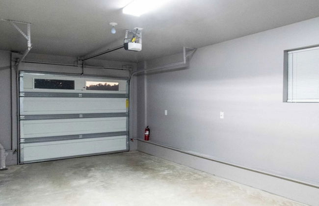 Modern Escape by Avanstay w/ Hot Tub, Fire Pit, Mountain Views, 10min to Town - Foto 6