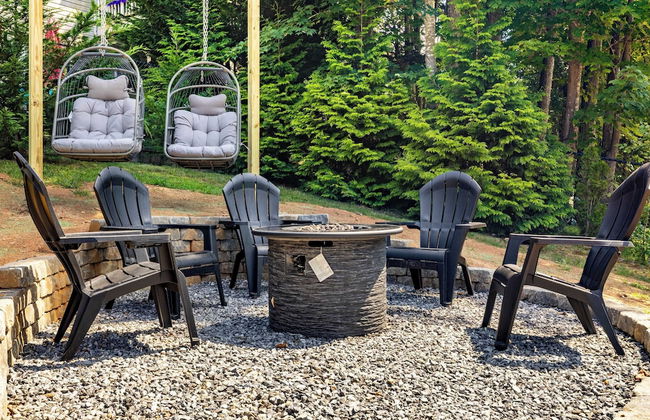 Modern Escape by Avanstay w/ Hot Tub, Fire Pit, Mountain Views, 10min to Town - Foto 36