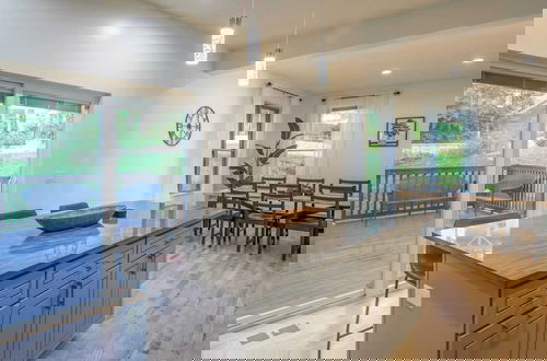 Foto 9 - Modern Escape by Avanstay Views, 10min to Town