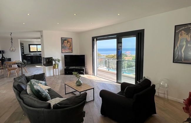 Beautiful Villa With Pool and sea View - Foto 17