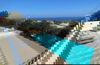 Foto 1 - Beautiful Villa With Pool and sea View