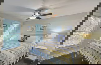 Foto 2 - 17 Sandcrab Court by Avantstay Newly Renovated Home in Beach Town!