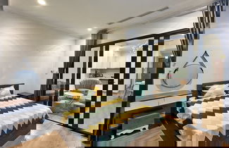 Photo 1 - Luxury Condotel in Vinhomes Royal City
