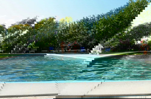 Photo 12 - Farmhouse With Spacious Garden and Pool