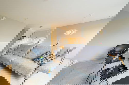 Foto 1 - Bright Apartment With Terrace