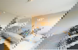 Foto 1 - Bright Apartment With Terrace