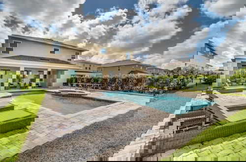 Foto 47 - Reunion Golf Resort 8 Bed 8 Bath Amazing Pool Home 8 Bedroom Villa by RedAwning