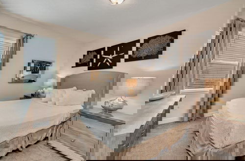 Foto 4 - Reunion Golf Resort 8 Bed 8 Bath Amazing Pool Home 8 Bedroom Villa by RedAwning