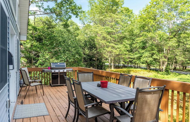 The Nest at Brier Crest by Avantstay Game Room, Expansive Deck & Fire Pit - Foto 2