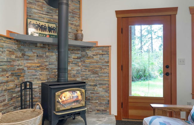 Goss Lake Chalet by Avantstay Lakefront w/ Dock - Foto 20