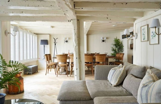 Old Coach House Dolls House - From 1100 Per Night - Foto 1