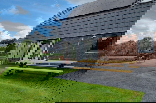 Photo 19 - Luxurious Detached Water Villa With Jetty