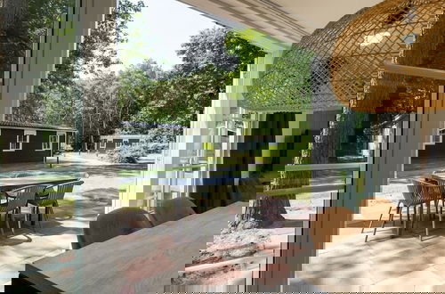 Foto 17 - Nice Chalet in a Car-free Park