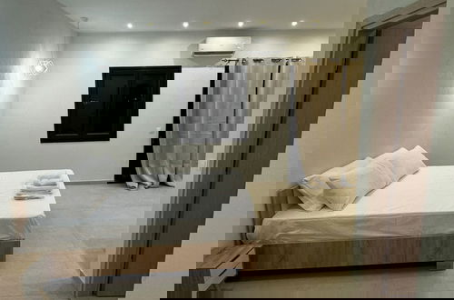 Foto 3 - Georgias House Project West