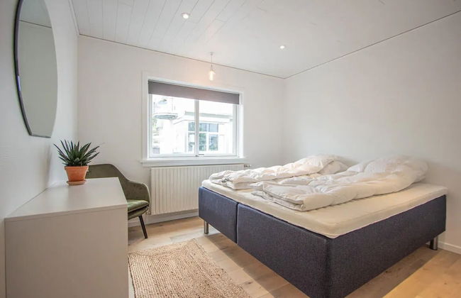 Lovely Apartment In The Heart Of Tórshavn - Photo 2