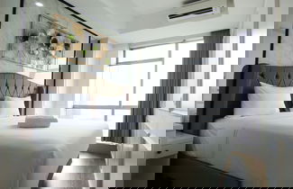 Foto 2 - Modern And Comfortable Living At 2Br Grand Sungkono Lagoon Apartment
