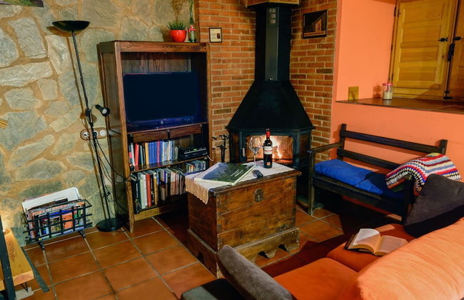 Cozy Cottage in Benllera with Hot Tub - Foto 10